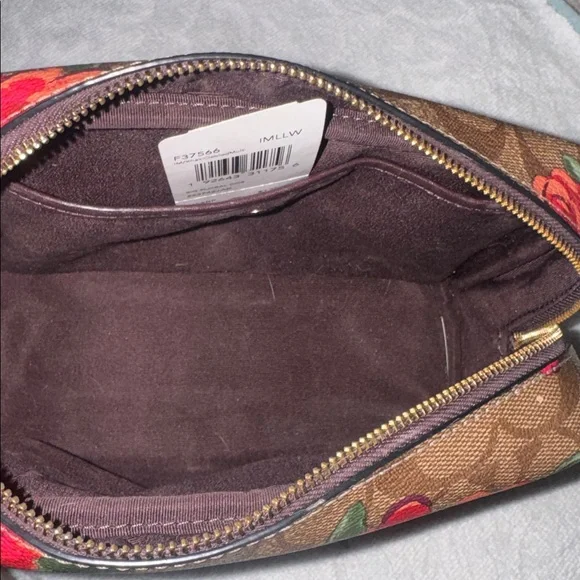 NWT, Coach vintage signature / floral zip cosmetic/ multi pouch. - Picture 7 of 7